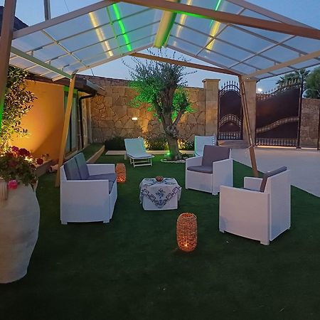 Casa Maya Brucoli Bagian luar foto